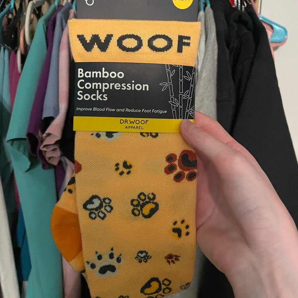 NWT Medium Dr Woof Orange Paw Print Compression Socks